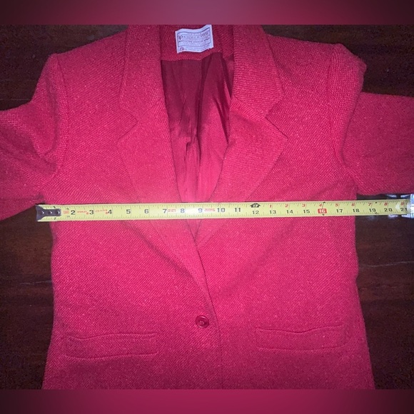 Pendleton Red 100%Virgin Wool ButtonUP Blazer Size Petite - Picture 3 of 6